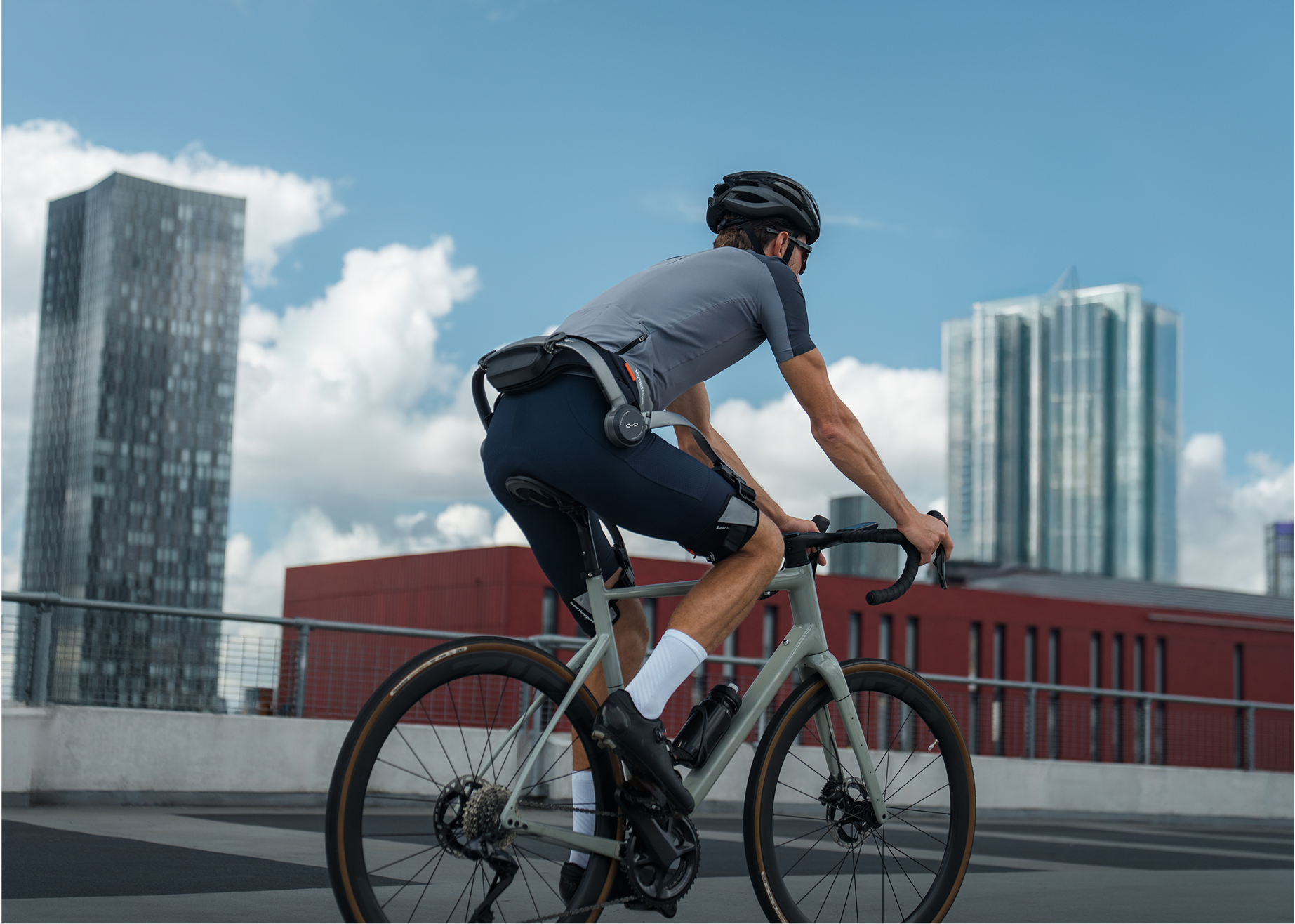 Shell Cycling Endurance in Motion: How Hypershell Supports Repetitive Cycling Effort ...